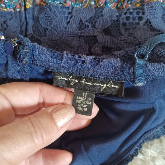 City Triangles Blue and Yellow Paisley Lace Midi Sundress Size 11J - Picture 5 of 7